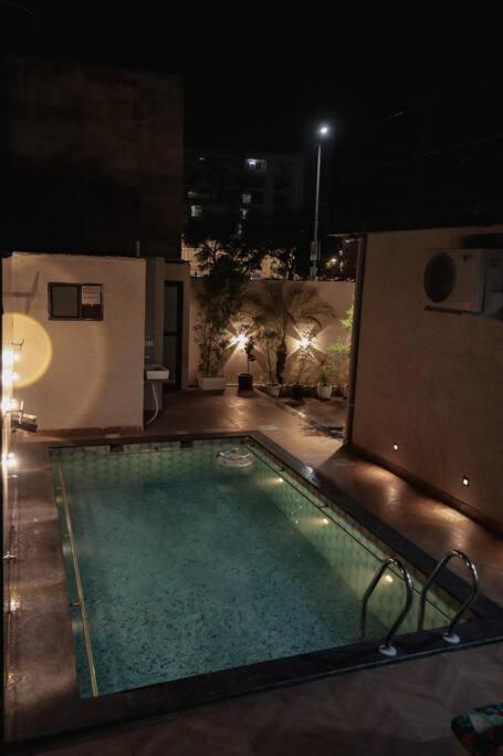 Saiba Outhouse- 4 Bed Room- Pool- Theatre- Partyhall- Garden & Terrace Sitting Area Jaipur Exterior photo